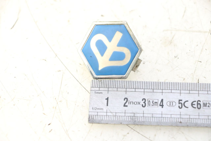 photo de LOGO MARKI PIAGGIO X8 STREET 125 (2006 - 2007) - Zoom stanu zużycia