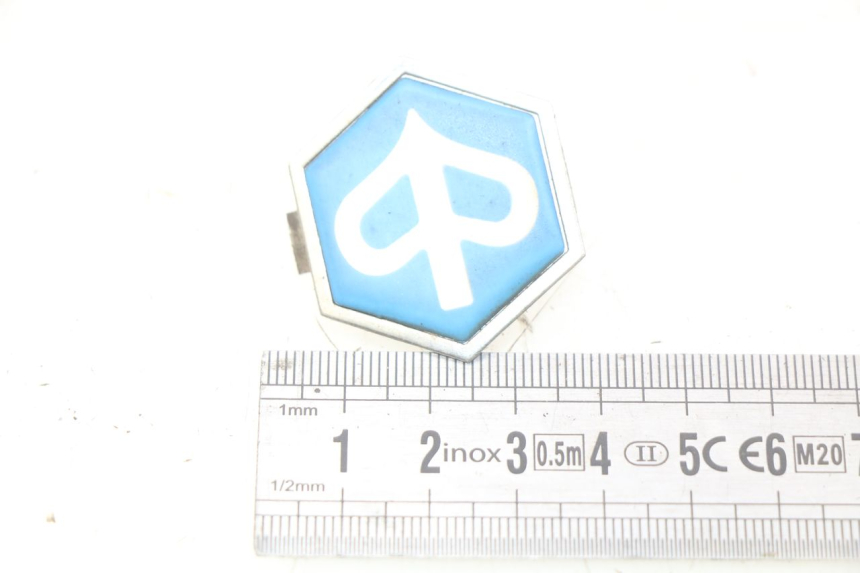 photo de LOGO MARKI PIAGGIO X8 125 (2004 - 2007) - Zoom stanu zużycia