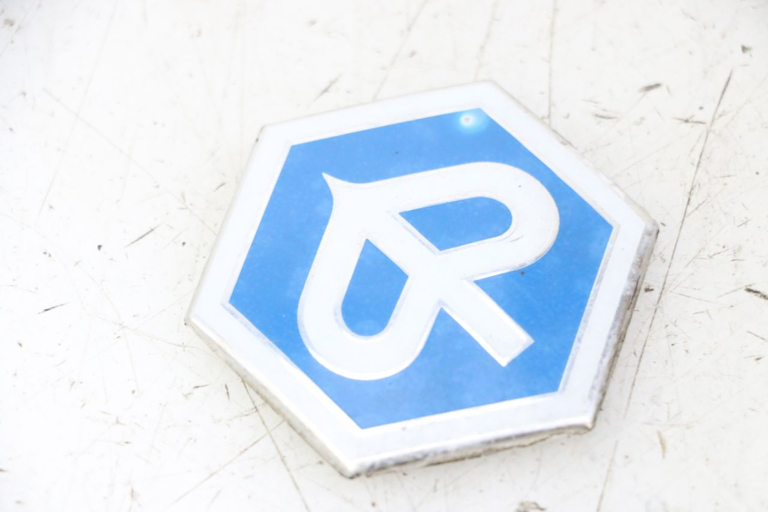 photo de LOGO MARKI PIAGGIO XEVO - X EVO 125 (2007 - 2017) - Zoom stanu zużycia