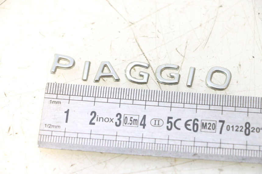 photo de LOGO MARKI PIAGGIO ZIP 4T 50 (2018 - 2020) - Szczegół części