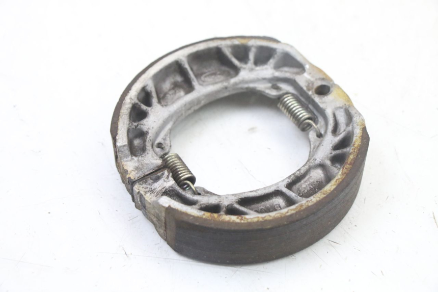 photo de SZCZĘKA HAMULCOWA KYMCO AGILITY 4T 50 (2018 - 2022) - Zoom stanu zużycia