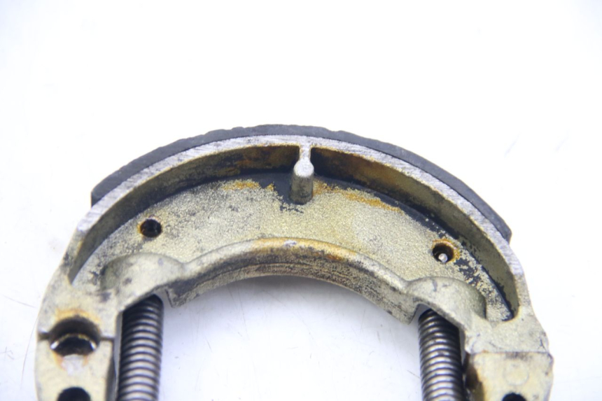 photo de SZCZĘKA HAMULCOWA MBK BOOSTER SPIRIT NAKED 50 (2004 - 2017) - Inny kąt widzenia