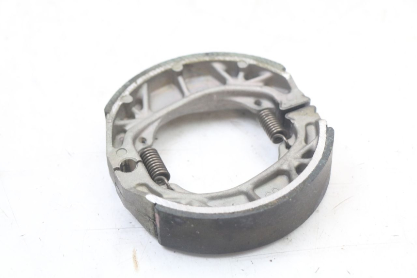 photo de SZCZĘKA HAMULCOWA PEUGEOT E-VIVACITY 1 (2012 - 2018) - Zoom stanu zużycia