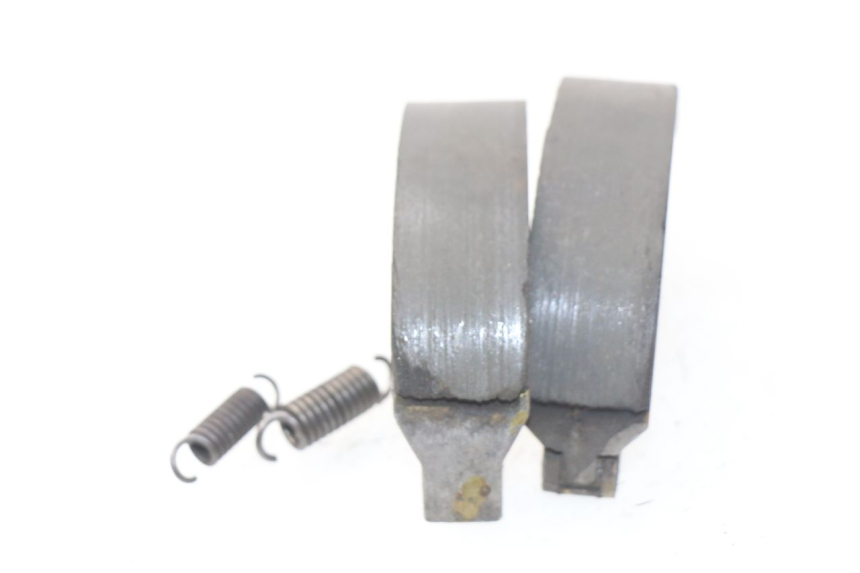 photo de Szczęka hamulcowa PEUGEOT FOX 50 (1995 - 2003) - Zoom stanu zużycia