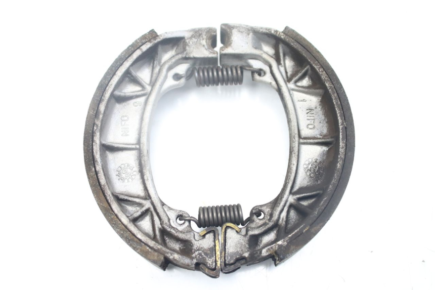 photo de Szczęka hamulcowa PEUGEOT FOX 50 (1995 - 2003) - Inny kąt widzenia