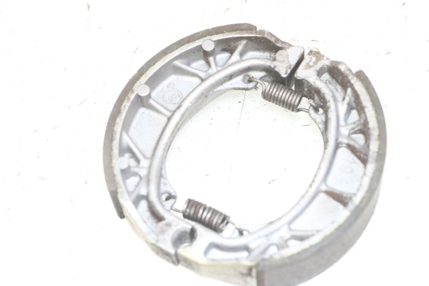 photo de SZCZĘKA HAMULCOWA PEUGEOT KISBEE 2T 50 (2018 - 2022) - Szczegół części