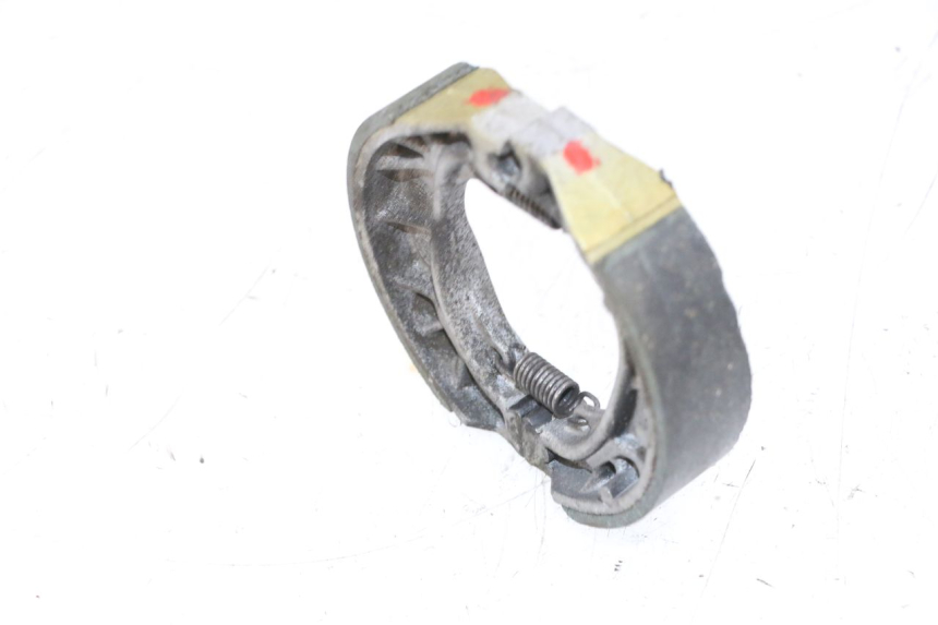 photo de SZCZĘKA HAMULCOWA PEUGEOT KISBEE 2T 50 (2010 - 2017) - Szczegół części