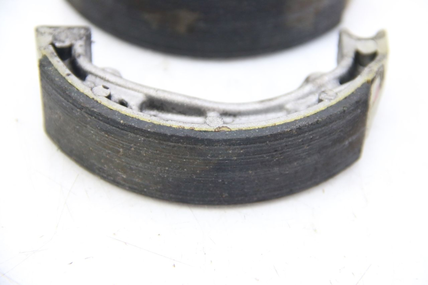 photo de SZCZĘKA HAMULCOWA PEUGEOT KISBEE 4T 50 (2010 - 2017) - Inny kąt widzenia