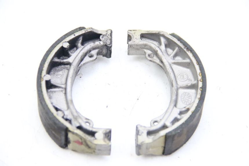 photo de SZCZĘKA HAMULCOWA PEUGEOT KISBEE 4T 50 (2010 - 2017) - Zbliżenie techniczne