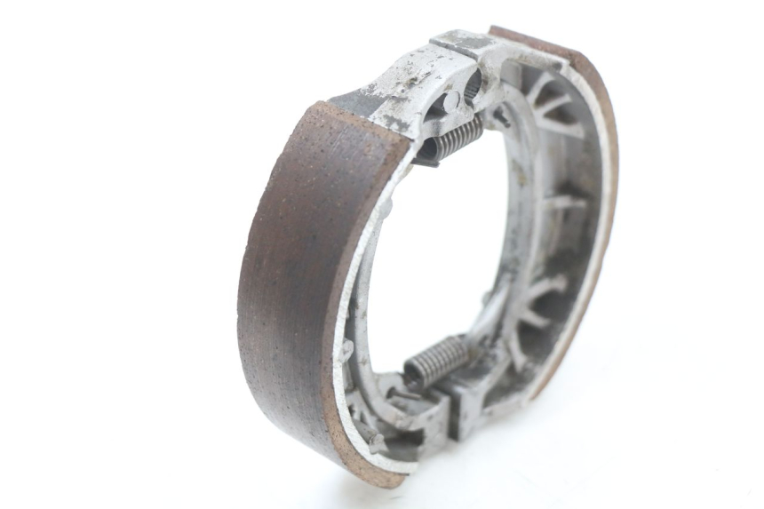 photo de SZCZĘKA HAMULCOWA PEUGEOT KISBEE 4T 50 (2018 - 2022) - Zoom stanu zużycia