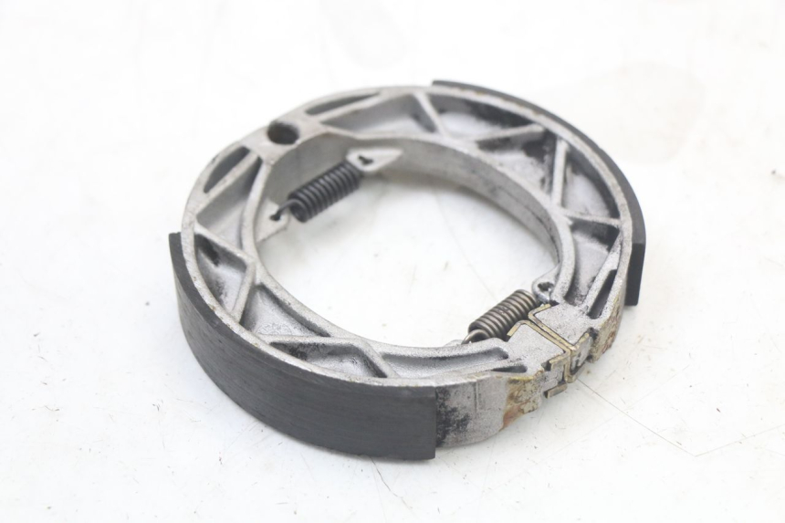 photo de SZCZĘKA HAMULCOWA PIAGGIO LIBERTY IGET 4T 50 (2021 - 2025) - Zoom stanu zużycia