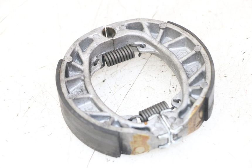 photo de SZCZĘKA HAMULCOWA PIAGGIO VESPA LX 2T 50 (2005 - 2013) - Zoom stanu zużycia