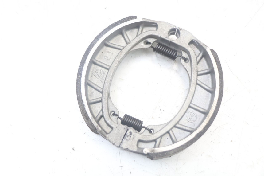 photo de Szczęka hamulcowa TNT MOTOR ROMA 10' 4T 50 (2007 - 2018) - Widok główny