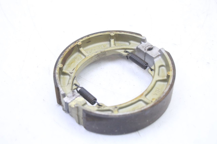 photo de SZCZĘKA HAMULCOWA PEUGEOT TWEET 4T 50 (2018 - 2022) - Zoom stanu zużycia