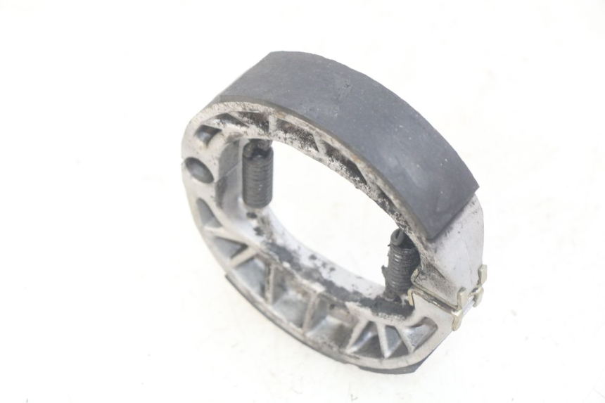 photo de SZCZĘKA HAMULCOWA PIAGGIO VESPA S 2T 50 (2007 - 2014) - Zoom stanu zużycia