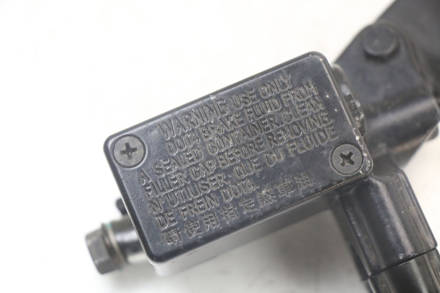 photo de POMPA HAMULCOWA PRZEDNIA KYMCO AGILITY 4T 50 (2018 - 2022) - Szczegół części