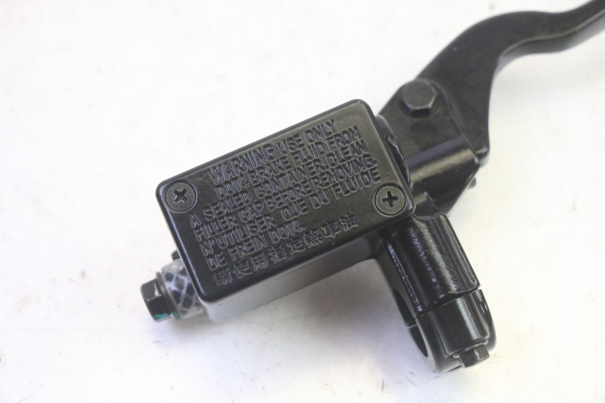 photo de POMPA HAMULCOWA PRZEDNIA KYMCO AGILITY 4T 50 (2018 - 2022) - Szczegół części