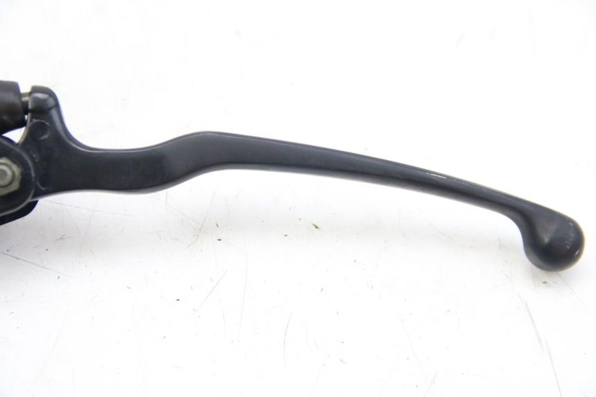 photo de POMPA HAMULCOWA PRZEDNIA ECCITY ARTELEC 670 1 (2013 - 2017) - Punkty mocowania