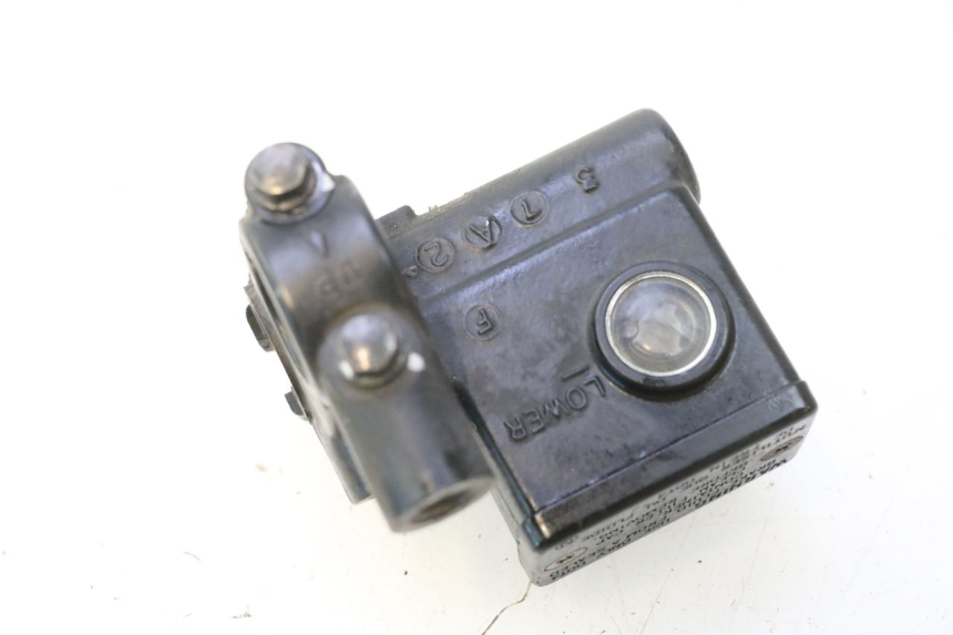 photo de POMPA HAMULCOWA PRZEDNIA SUZUKI BURGMAN 125 (2007 - 2014) - Zoom stanu zużycia