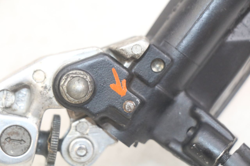 photo de POMPA HAMULCOWA PRZEDNIA HONDA CBR F SC25 1000 (1989 - 1992) - Zoom stanu zużycia