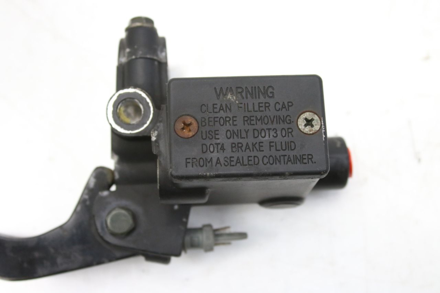 photo de POMPA HAMULCOWA PRZEDNIA PEUGEOT CITYSTAR 50 (2013 - 2017) - Zbliżenie techniczne