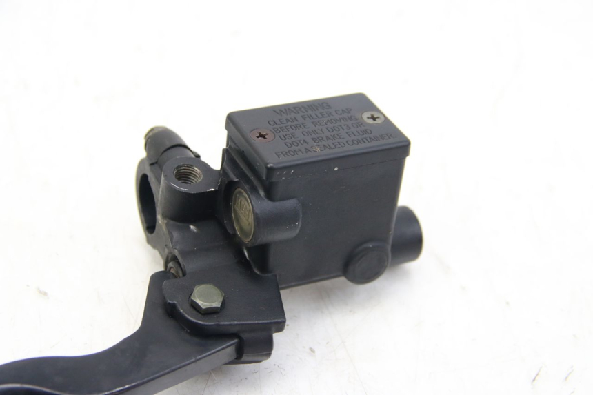 photo de POMPA HAMULCOWA PRZEDNIA PEUGEOT CITYSTAR 50 (2013 - 2017) - Inny kąt widzenia