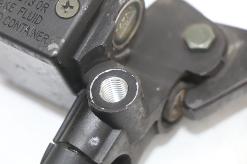 photo de POMPA HAMULCOWA PRZEDNIA PEUGEOT CITYSTAR 50 (2013 - 2017) - Inny kąt widzenia