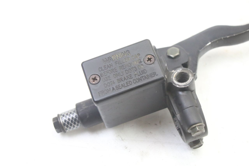 photo de POMPA HAMULCOWA PRZEDNIA PEUGEOT CITYSTAR 50 (2013 - 2017) - Szczegół części