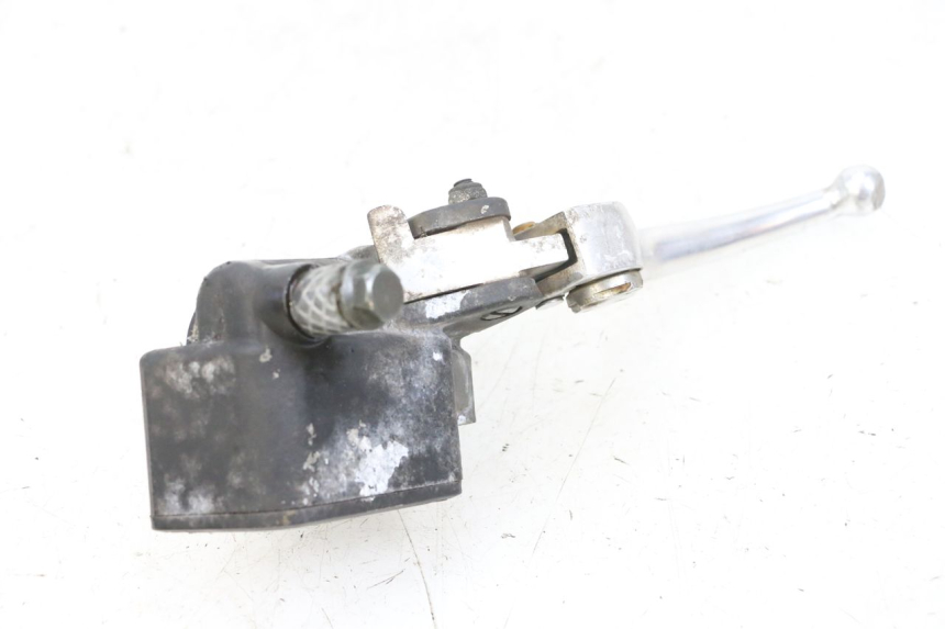 photo de POMPA HAMULCOWA PRZEDNIA KSR CODE 125 (2018 - 2020) - Zbliżenie techniczne