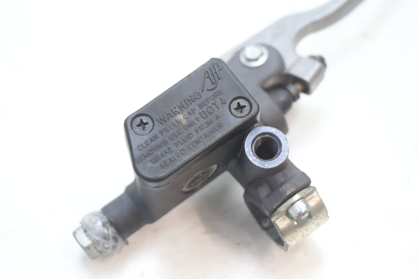 photo de PRZEDNI CYLINDER GŁÓWNY HM HONDA CRM DERAPAGE RR 50 (2006 - 2017) - Szczegół części