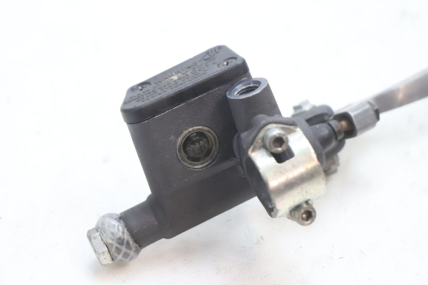 photo de PRZEDNI CYLINDER GŁÓWNY HM HONDA CRM DERAPAGE RR 50 (2006 - 2017) - Inny kąt widzenia