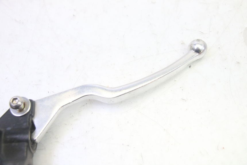 photo de POMPA HAMULCOWA PRZEDNIA SYM CROX 4T 50 (2016 - 2023) - Zoom stanu zużycia