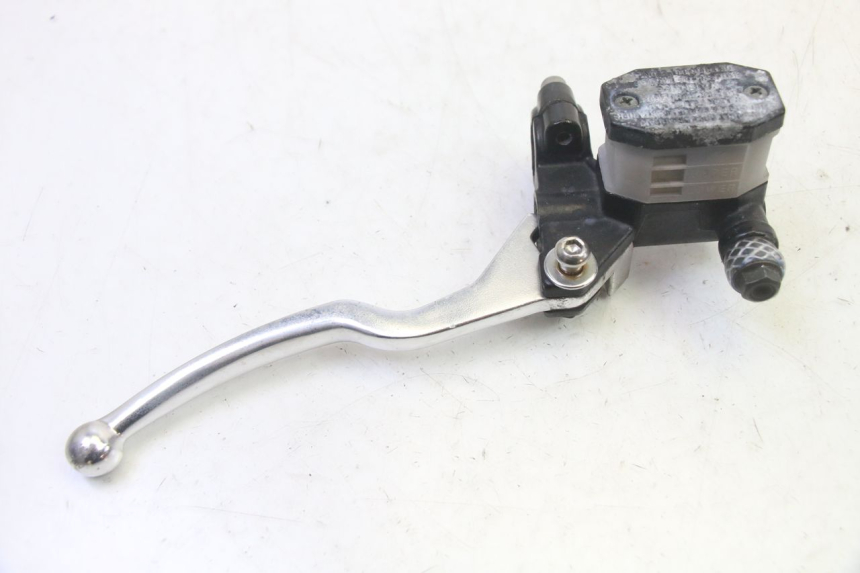 photo de POMPA HAMULCOWA PRZEDNIA SYM CROX 4T 50 (2016 - 2023) - Inny kąt widzenia