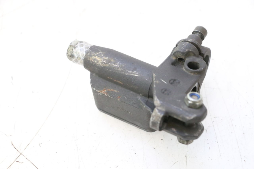 photo de PRZEDNI CYLINDER GŁÓWNY HM HONDA DERAPAGE 50 (2007 - 2009) - Inny kąt widzenia