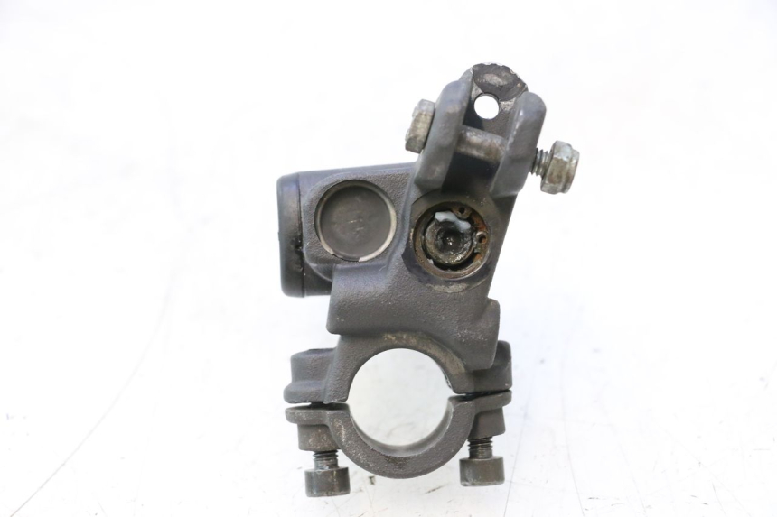 photo de PRZEDNI CYLINDER GŁÓWNY HM HONDA DERAPAGE 50 (2007 - 2009) - Zbliżenie techniczne