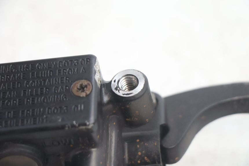 photo de PRZEDNI CYLINDER GŁÓWNY CF MOTO E-CHARM 125 (2005 - 2008) - Zoom stanu zużycia