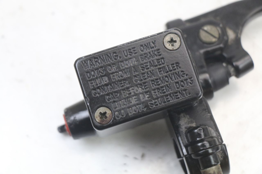 photo de POMPA HAMULCOWA PRZEDNIA PEUGEOT E-VIVACITY 1 (2012 - 2018) - Szczegół części