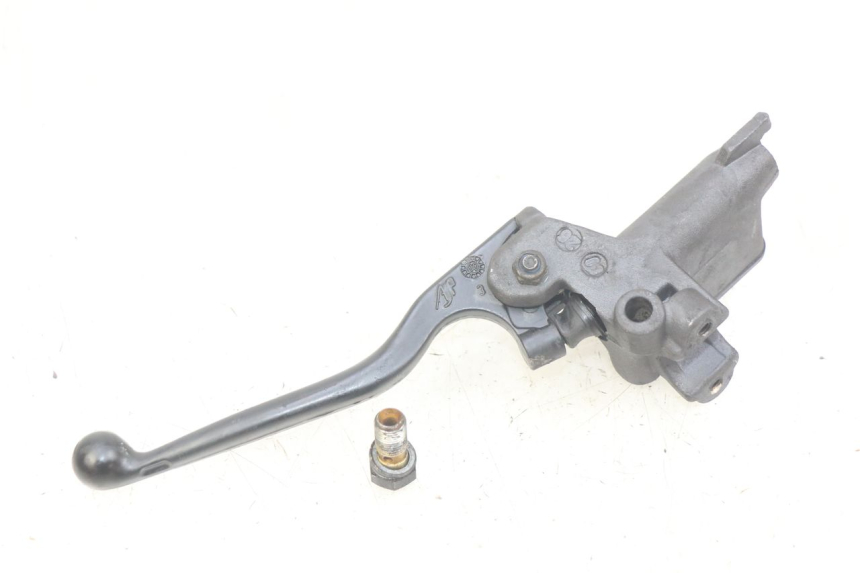 photo de POMPA HAMULCOWA PRZEDNIA PEUGEOT ELYSEO 125 (1999 - 2004) - Zoom stanu zużycia