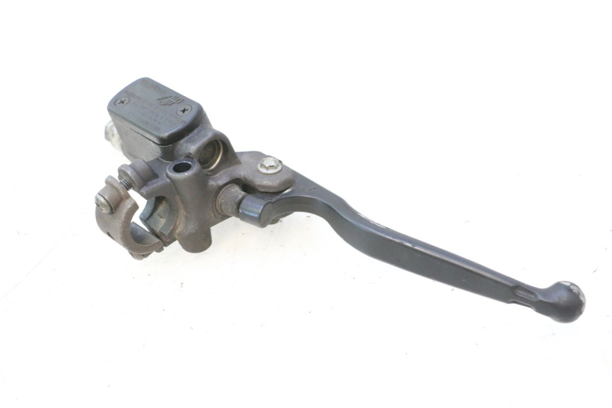 photo de POMPA HAMULCOWA PRZEDNIA PEUGEOT ELYSTAR 50 (2002 - 2014) - Zbliżenie techniczne