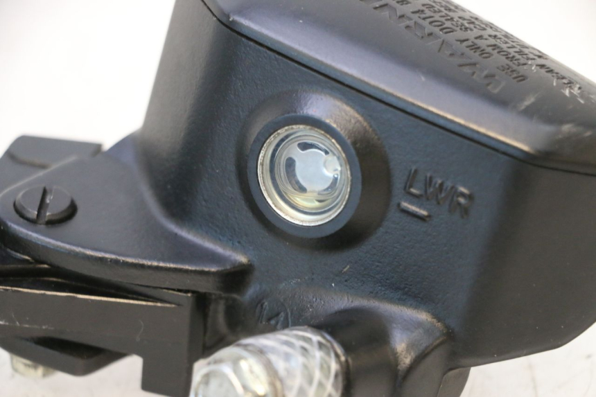 photo de PRZEDNI CYLINDER GŁÓWNY KAWASAKI ER-6 ER6 F ABS 650 (2012 - 2016) - Szczegół części