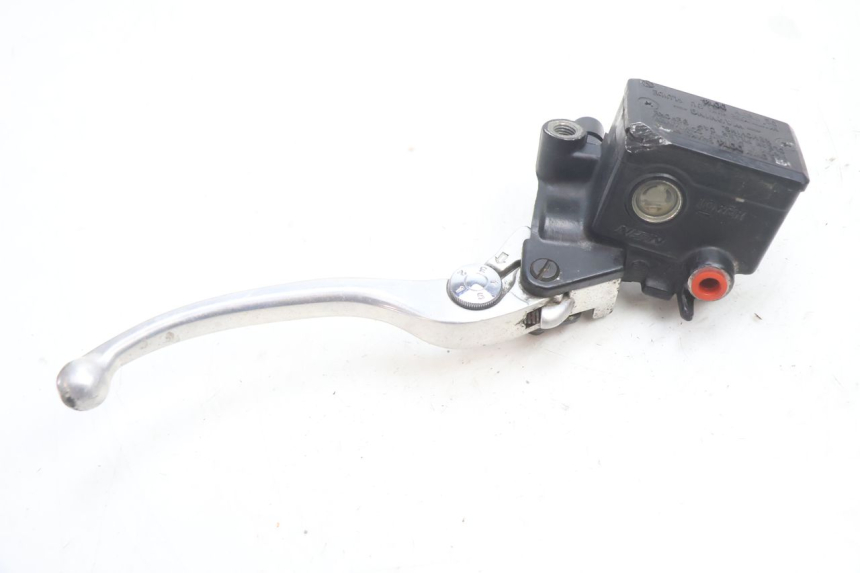 photo de PRZEDNI CYLINDER GŁÓWNY KAWASAKI ER-6 ER6 N 650 (2005 - 2009) - Zbliżenie techniczne