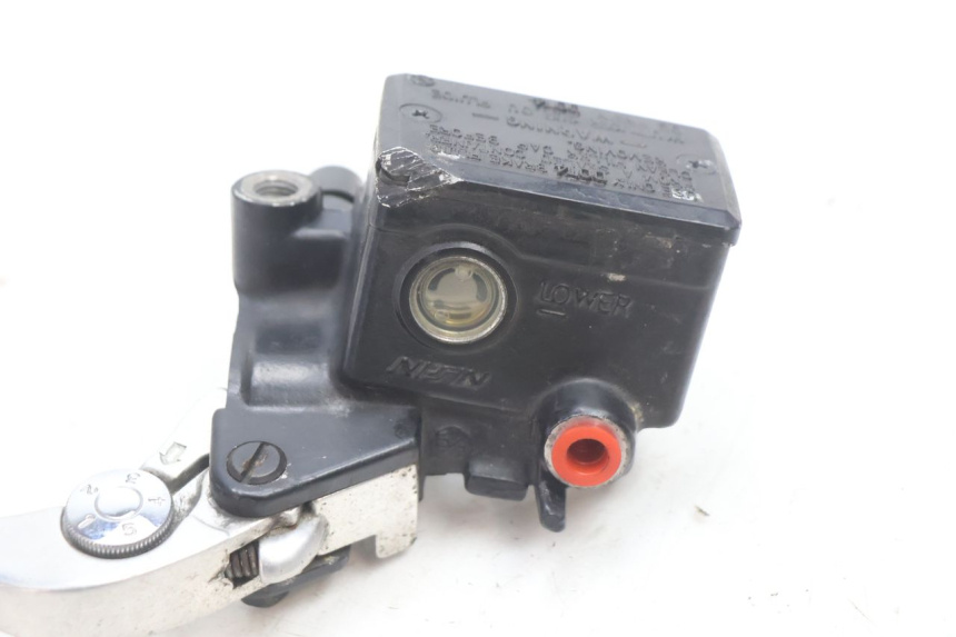 photo de PRZEDNI CYLINDER GŁÓWNY KAWASAKI ER-6 ER6 N 650 (2005 - 2009) - Widok ogólny