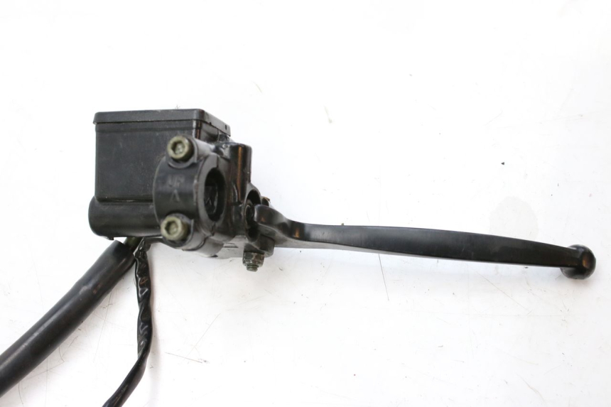 photo de POMPA HAMULCOWA PRZEDNIA JM MOTORS EVOLIS 4T 50 (2018 - 2022) - Zbliżenie techniczne