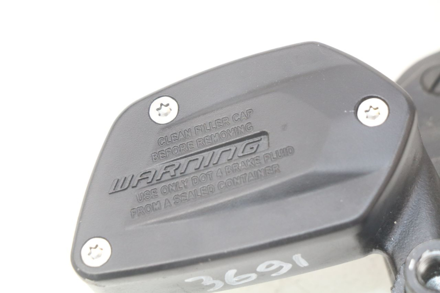 photo de POMPA HAMULCOWA PRZEDNIA BMW F GS K81 850 (2018 - 2023) - Widok ogólny