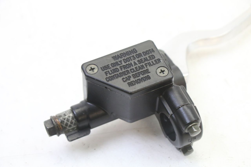 photo de POMPA HAMULCOWA PRZEDNIA SYM FIDDLE 3 III 50 (2014 - 2020) - Szczegół części