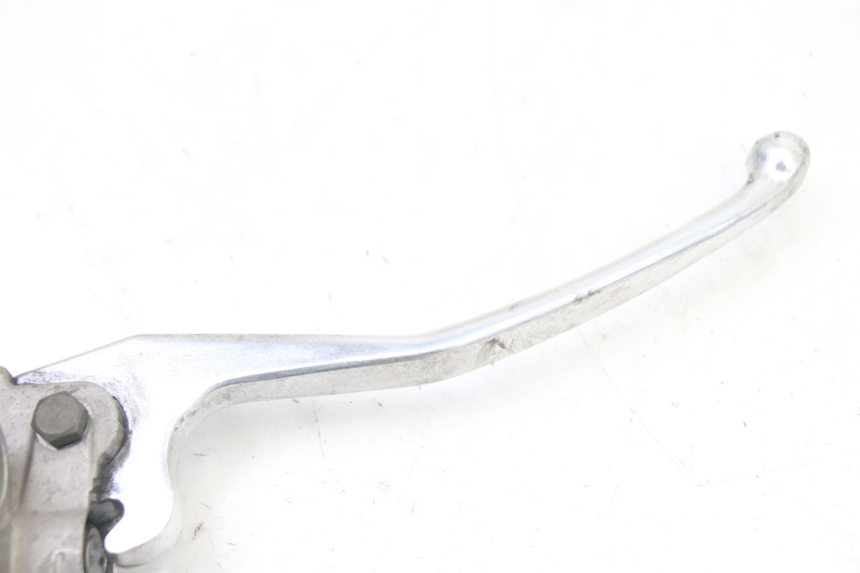 photo de POMPA HAMULCOWA PRZEDNIA MBK FLAME X 125 (2007 - 2016) - Zbliżenie techniczne