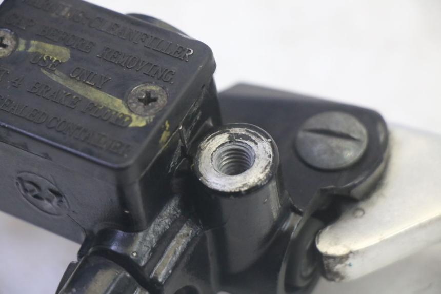 photo de POMPA HAMULCOWA PRZEDNIA PIAGGIO FLY 4T 50 (2013 - 2017) - Zoom stanu zużycia