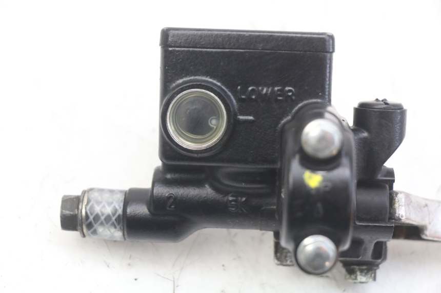 photo de POMPA HAMULCOWA PRZEDNIA HONDA FORZA 125 (2015 - 2016) - Inny kąt widzenia