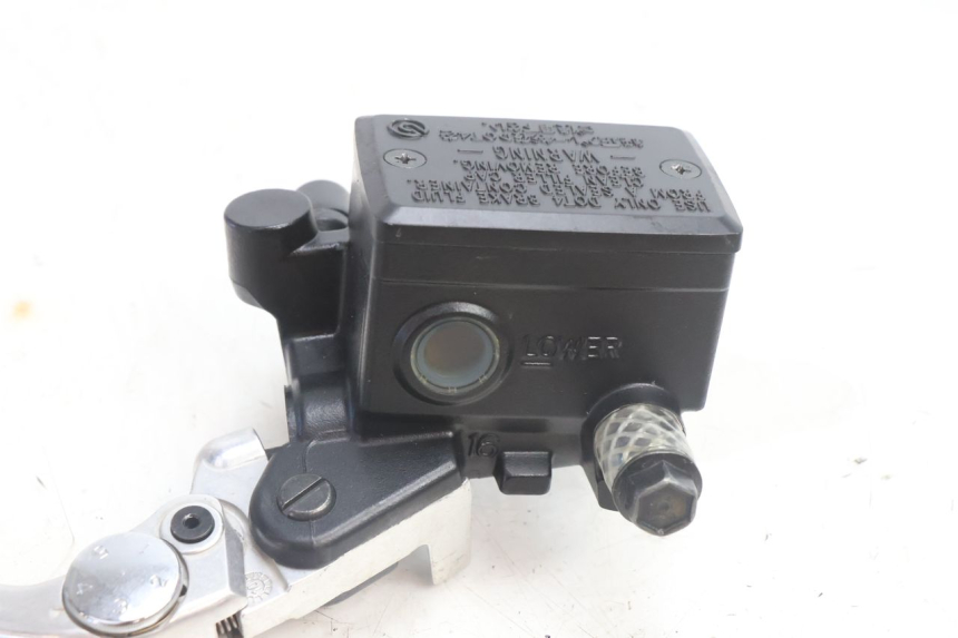 photo de POMPA HAMULCOWA PRZEDNIA YAMAHA FZ8 800 (2010 - 2016) - Zoom stanu zużycia