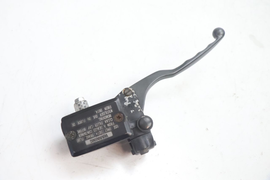 photo de PRZEDNI CYLINDER GŁÓWNY KAWASAKI GPX F ZX750F 750 (1986 - 1990) - Widok główny